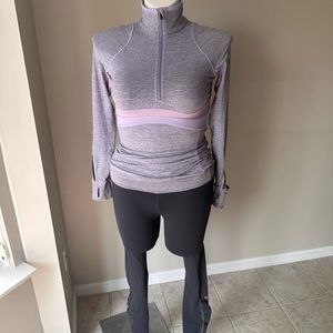 Lululemon Matching Set size 6 leggings and size 4 pull over